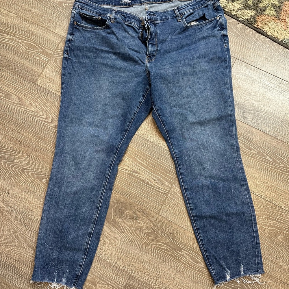 a.n.a Skinny Curvy Jeans